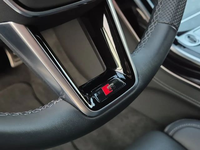 Audi A8 60 TFSI S-Line