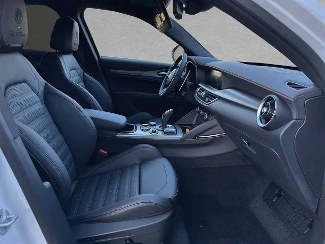 Alfa Romeo Stelvio Q4 Turbo