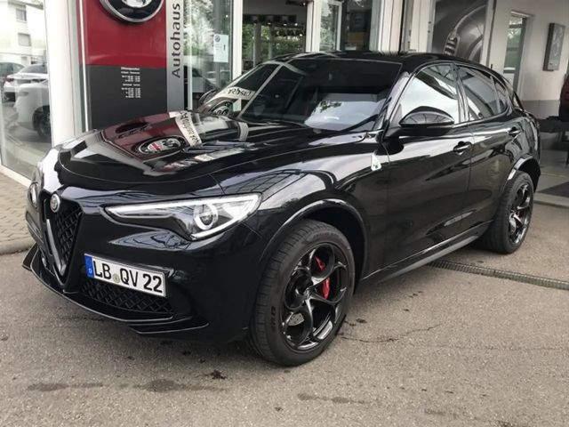 Alfa Romeo Stelvio Q4 Quadrifoglio
