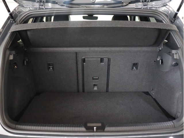 Volkswagen Golf 1.5 eTSI DSG Golf VIII