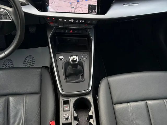 Audi A3 30 TDI Sedan