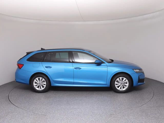 Skoda Octavia Essence TSI