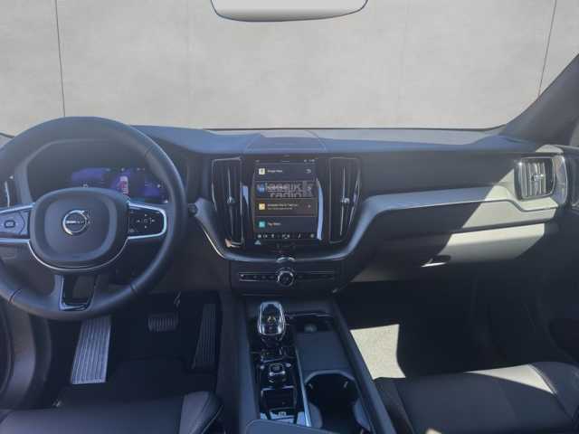 Volvo XC60 Dark Plus