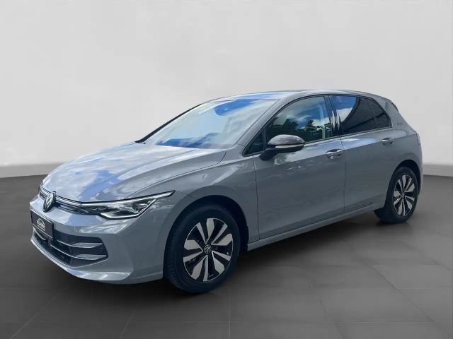 Volkswagen Golf 1.5 TSI IQ.Drive