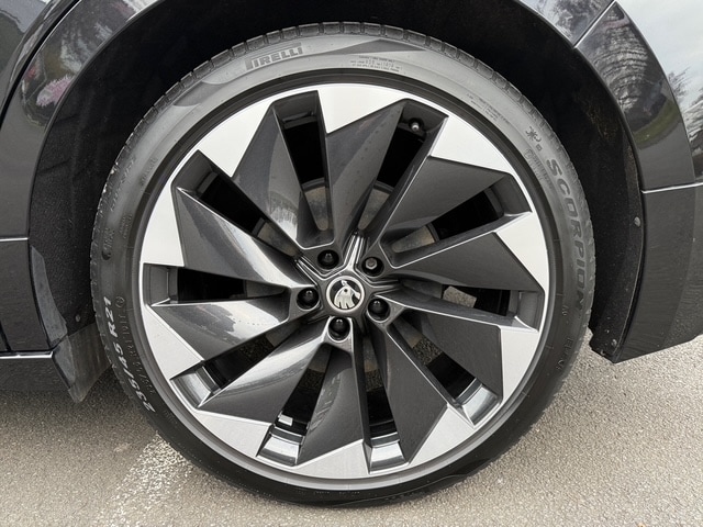 Skoda Enyaq Sportline iV 60