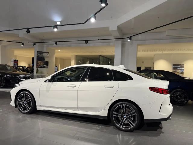 BMW 220 220i Coupé M-Sport