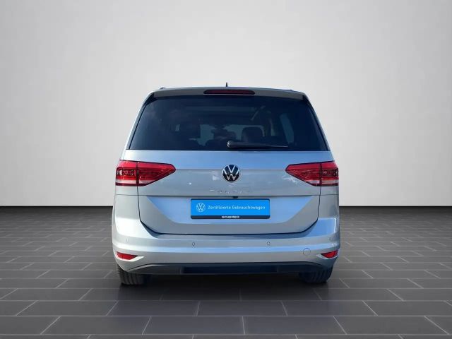 Volkswagen Touran 1.5 TSI DSG