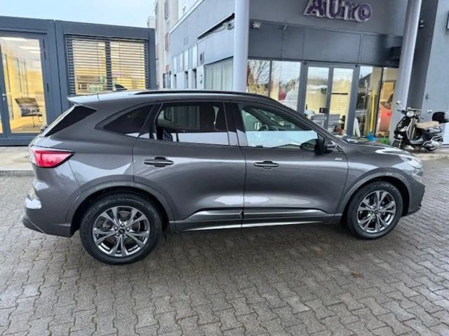 Ford Kuga ST Line