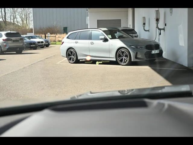 BMW 235 Sedan xDrive