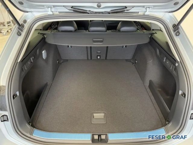 Volkswagen Passat Business IQ.Drive Variant