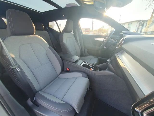 Volvo XC40 Dark Plus