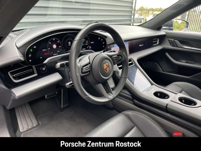 Porsche Taycan S Turbo