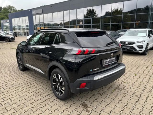 Peugeot E-2008 Allure Pack