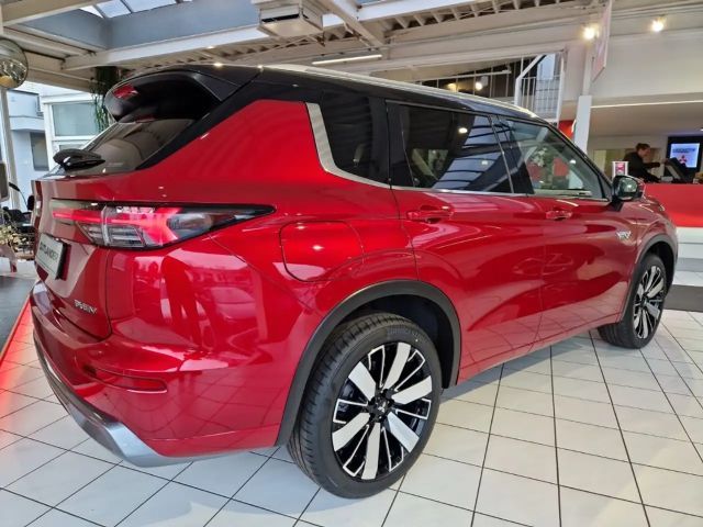 Mitsubishi Outlander 4WD