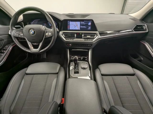 BMW 320 320d Touring xDrive