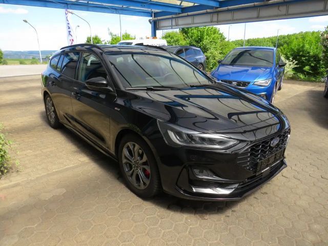 Ford Focus ST Line Wagon