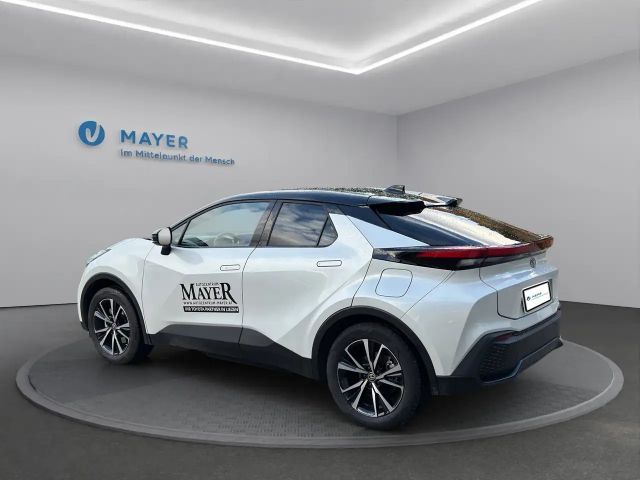 Toyota C-HR Active Plug-in