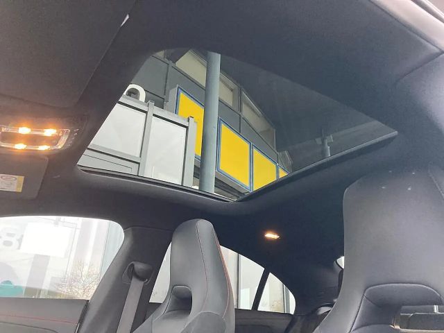 Mercedes-Benz CLA 200 AMG Line CLA 200 d Coupé