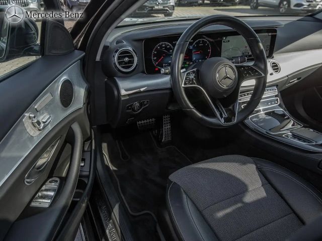 Mercedes-Benz E 220 4MATIC E 220 d Estate