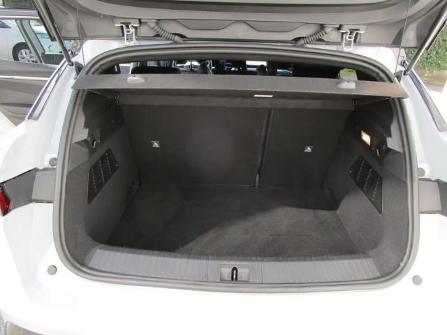 Renault Megane E-Tech EV60 Iconic