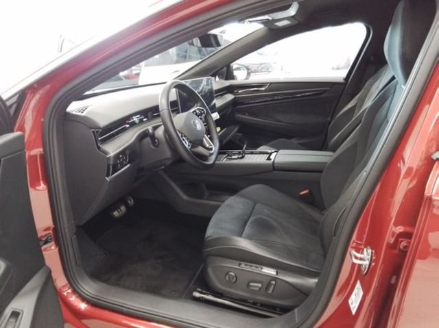 Volkswagen ID.7 IQ.Drive