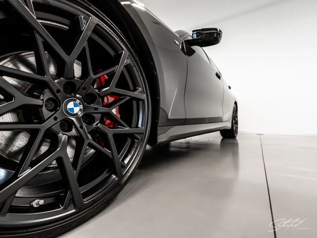 BMW 330 330i M-Sport Sedan xDrive