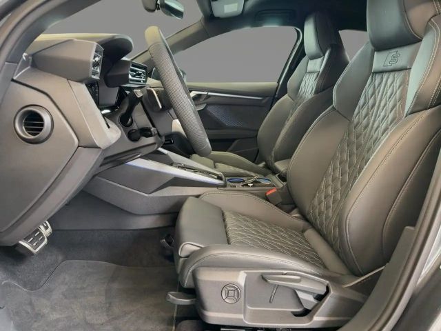 Audi A3 Hybride S-Line Sedan