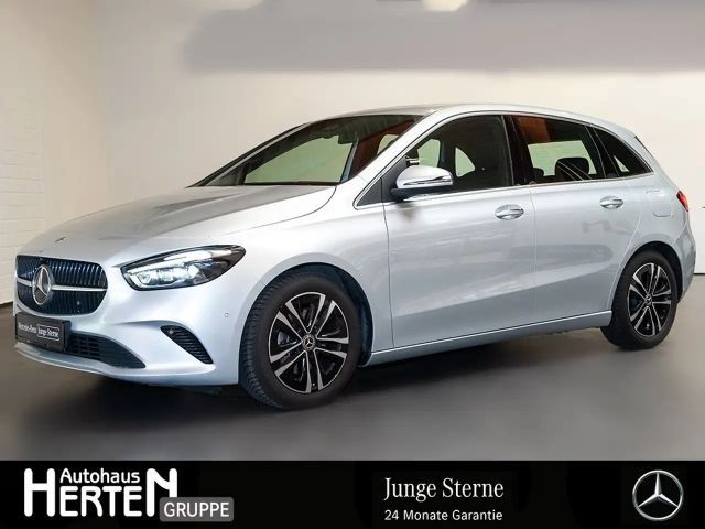Mercedes-Benz B 200 Progressive Sedan