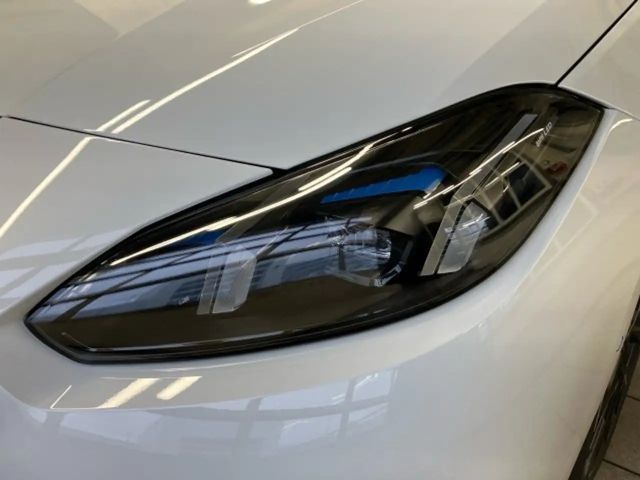 BMW 120 120d 5-deurs Sedan