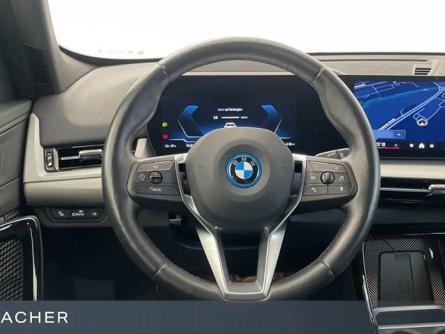 BMW X1 IX1 XDRIVE30 LCPro HUD 360° SHZ PDC KomftZ 19"LM
