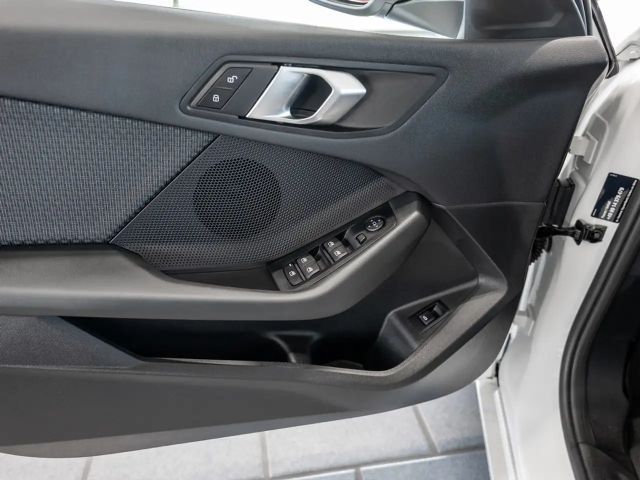 BMW 116 116i Advantage pakket Sedan