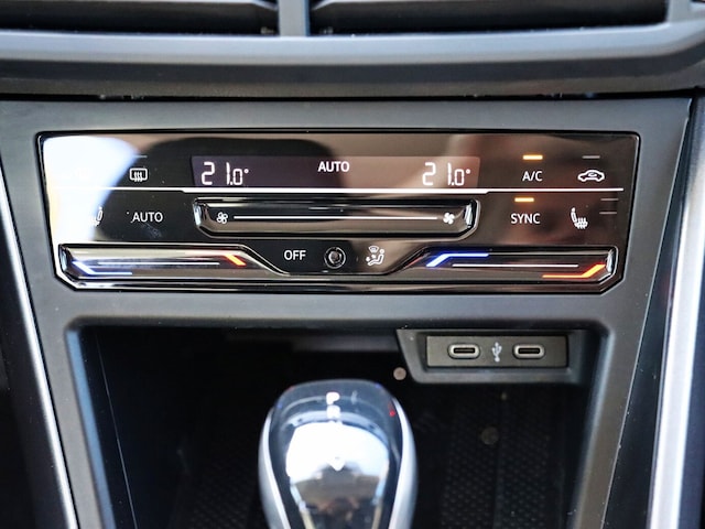 Volkswagen Taigo 1.0 TSI DSG Style