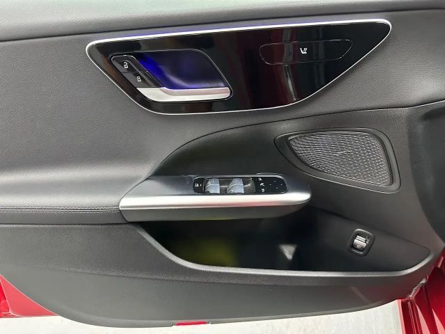 Mercedes-Benz C 180 AVANTGARDE Sedan