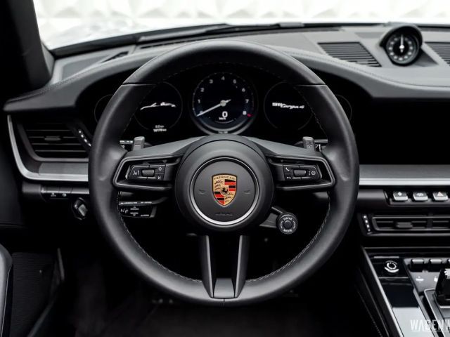 Porsche 992 4 Cabrio Targa