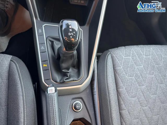 Volkswagen Taigo 1.0 TSI DSG Life Move