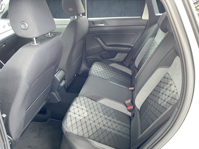 Volkswagen Taigo 1.0 TSI DSG R-Line