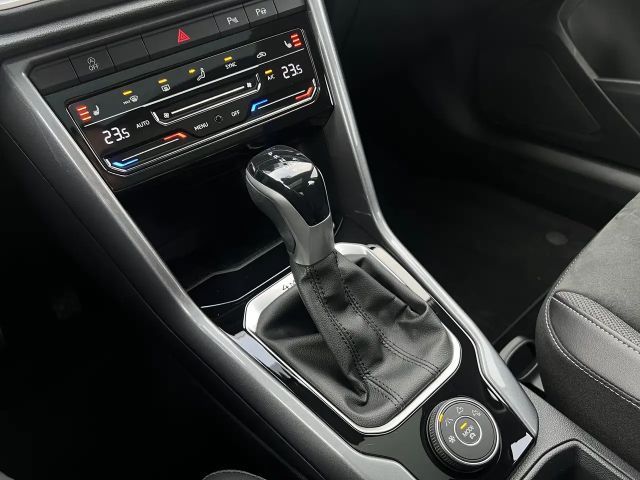Volkswagen T-Roc 2.0 TD Allrad LED Navi Pano USB Parkassistent