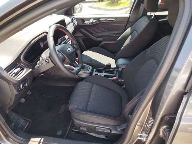 Ford Focus ST Line Wagon