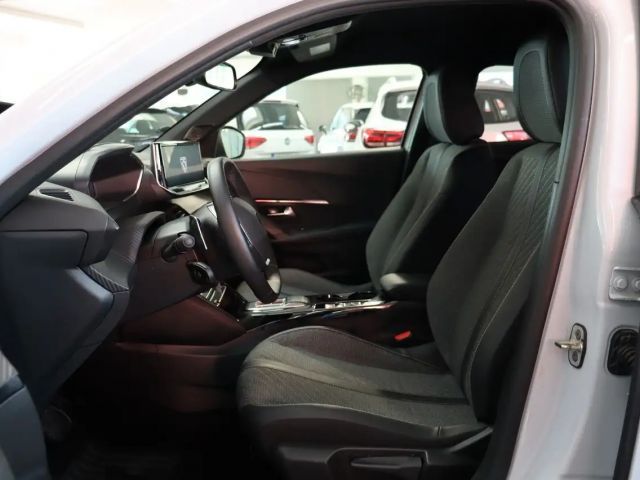 Peugeot 2008 Allure Pack EAT8