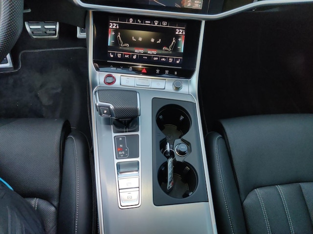 Audi S6 Avant Quattro