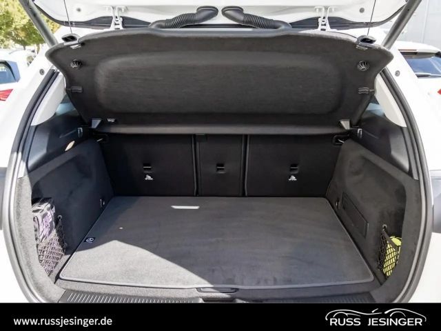 Mercedes-Benz B 200 Progressive Sedan