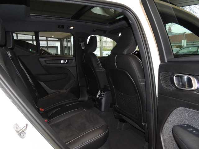 Volvo XC40 Dark Recharge T4 Ultimate