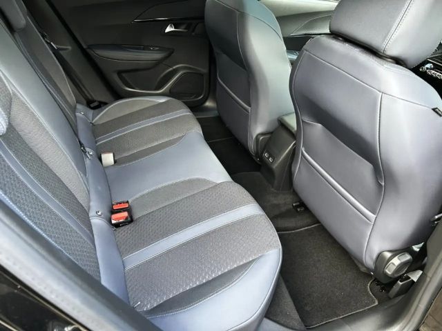 Peugeot E-2008 Allure Pack