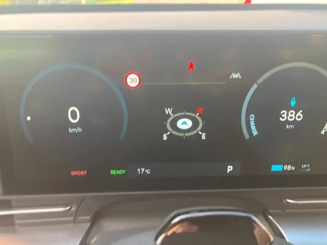 Hyundai Kona 64 kWh Electric