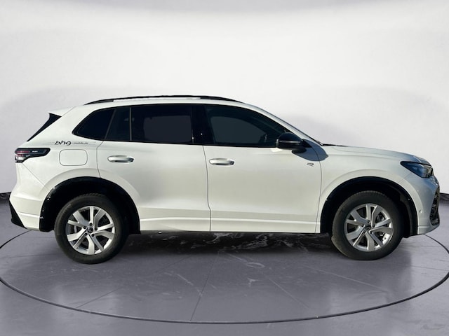 Volkswagen Tiguan 4Motion DSG R-Line