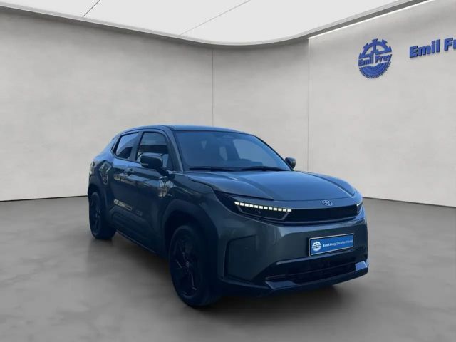 Toyota Urban Cruiser 61kWh Teamplayer