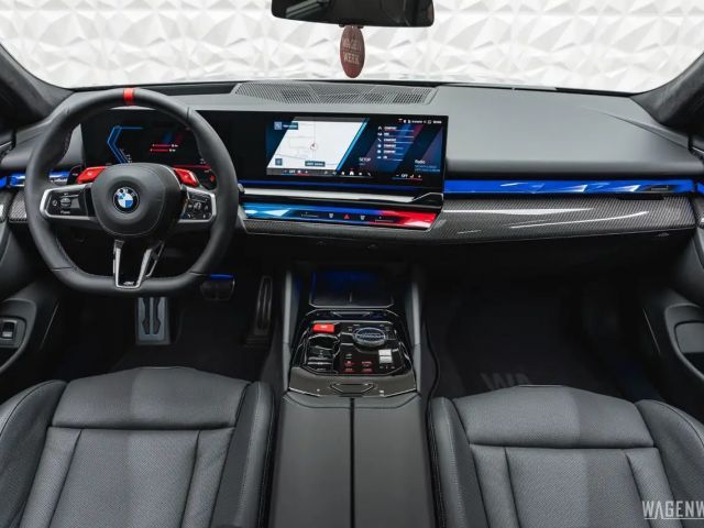 BMW M5 Touring PANORAMA AHK B&W COMFORT-PAKET ALLBLACK