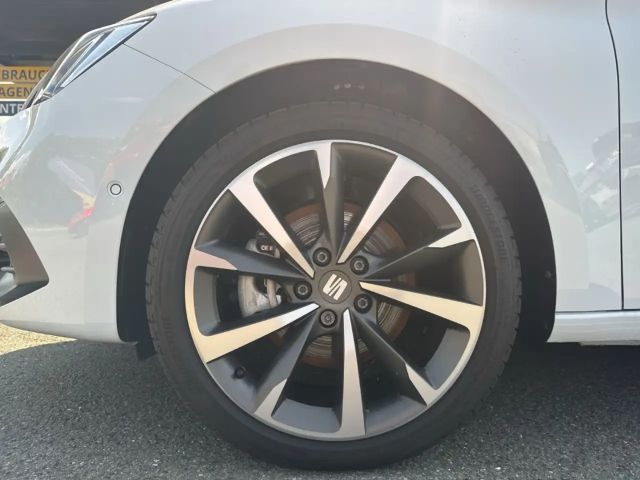 Seat Leon 2.0 TDI DSG FR-lijn Sportstourer