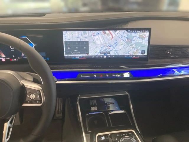 BMW 750 G70 Sedan xDrive