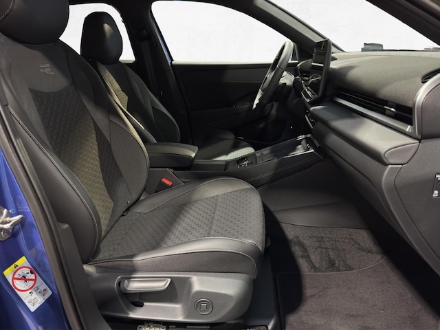 Volkswagen T-Roc 1.5 eTSI DSG R-Line